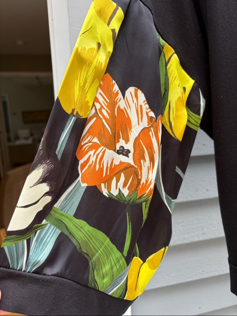 Alembika Black cotton top with Floral silky Sleeve Panels - Picture 2 of 8